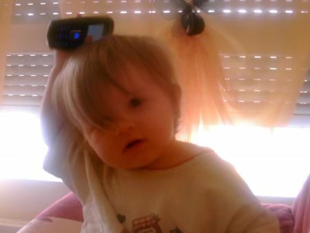 encor thecyna cest normal elle est belle